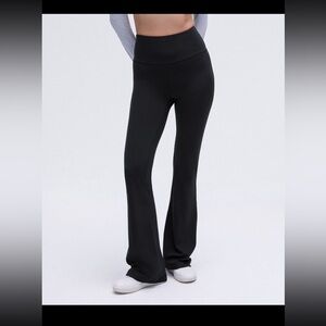 Lululemon Groove Nulu Super high waisted flared pants - worn twice